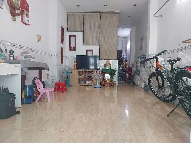 Nhà Gần Mặt Tiền - Trần Thị Trọng - Hoàng Bật Đạt - Giá Siêu Tốt
