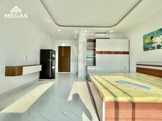 Ngay Cầu Sắt Nguyễn Thái Sơn_Đh Văn Lang_Căn Hộ Ban Công 30M2_Full Nt
