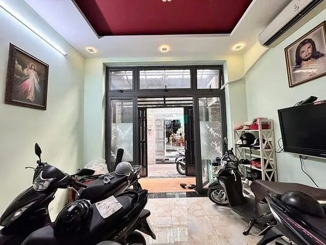 Nhà Mới Xây - Góc Hoàng Sa - Lê Văn Sỹ - Đặng Văn Ngữ - 46M2 - 4 Tầng