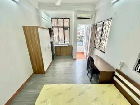 Cho Thuê Phòng Ban Công Trung Tâm Bình Thạnh – Gần Ngã Tư Hàng Xanh
