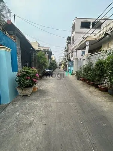 Cho Thuê Nhà Nguyên Căn Đường Xe Hơi P8 Q6