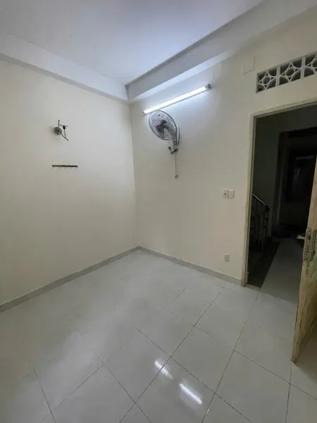 Cho Thuê Phòng Trọ 14M2 Đường Nguyễn Công Hoan , Phường 7 , Phú Nhuận