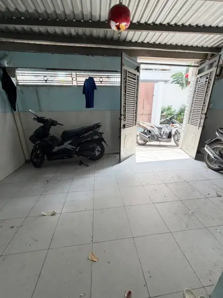 Phòng Tầng Trệt Thoáng Mát.- Tolet Riêng, Không Chung Chủ, Giờ Giấc Tự Do, Khu An Ninh Cao, Yên Tĩnh