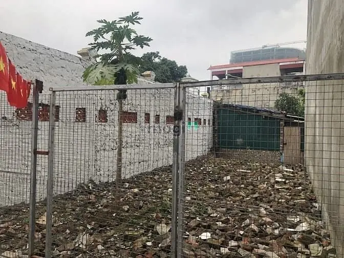 Phố Chu Huy Mân – Long Biên – Ô Tô – 61 M2 – Đất – Mt 4.5 M – Giá 9.4