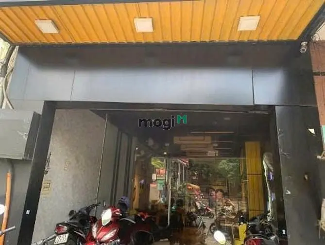 Cho Thuê Nguyên Căn Nhà Mặt Tiền Hòa Bình,P.5- Đối Diện Cv Cổngđầm Sen