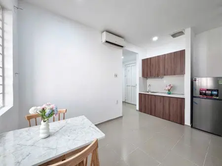 Cho Thuê Phòng Studio Rộng , Cửa Sổ Trời Lớn , Full Nội Thất Mới Sơn Sửa Giá Có Ưu Đãi Linh Hoạt