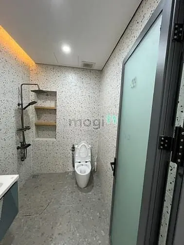 Cho Thuê Tầng Lững Nhà Mặt Tiền Đường Phan Ngữ