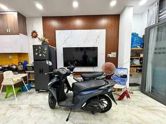 Nhà Đẹp - Trường Sa - Thông Lê Văn Sỹ - Huỳnh Văn Bánh - 35M2 - 4 Lầu