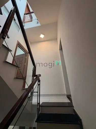 Nhà Mới Bạch Đằng, Hẻm Thông | Giá 1Tỷ595 40M² 3 Tầng