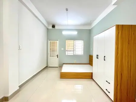 Gần Sân Bay, Ngay Đh Văn Lang, Iuh, Ngoại Thương,....