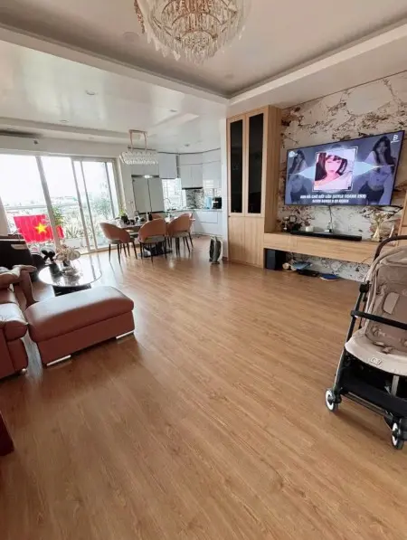 C/C Phú Thạnh,Nguyễn Sơn, Tp:110M2, 2P Ngủ,2Wc, 10Tr/Th.