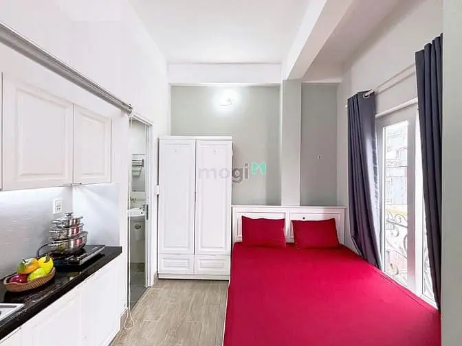 Căn Hộ Ban Công Thoáng Gần Đh Sư Phạm Quận 5