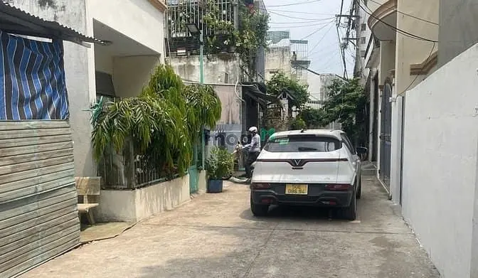 Bán Nhà Hẻm Xe Hơi Trường Chinh Quận 12, Ngay Gần Cầu Tham Lương