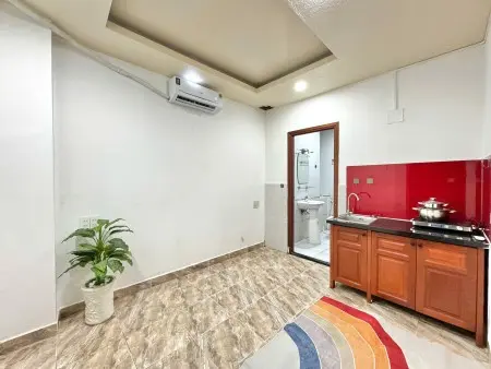 Phòng Mới Có Thang Máy Gần Cầu Vượt 3/2 - Đh Hoa Sen