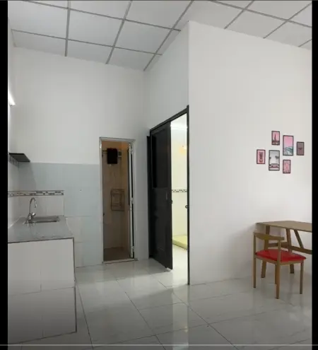 Cho Thuê Phòng Trống – Dọn Vào Ở Ngay Phòng Sạch Sẽ, Thoáng Mát Địa Chỉ: 1645/9A Huỳnh Tấn