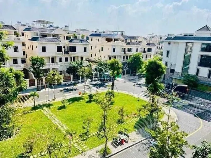 Bán Nhà Khách Sạn 5 Lầu Đẹp (4X19) 527/2/7 Phan Văn Trị P5 Gò Vấp City