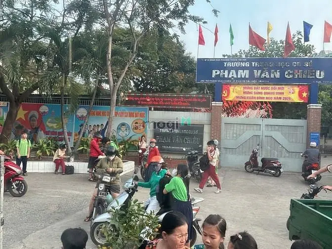 Bán Mtkd Phạm Văn Chiêu Dt Lớn 333M2 Ngang 9M Cấp 4 Tiện Xây Tòa Nhà