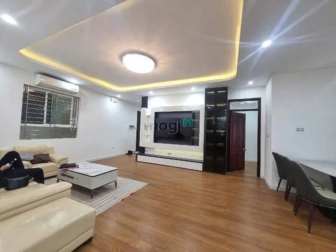 Nhà Đẹp Mặt Phố - Hiếm - Kinh Doanh Đỉnh - Ô Tô Tải Tránh - Tiện Ích