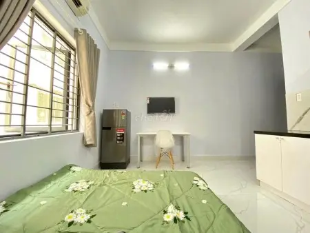 Phòng Cửa Sổ Mới Full Nội Thất Gần Co.op Chu Văn An