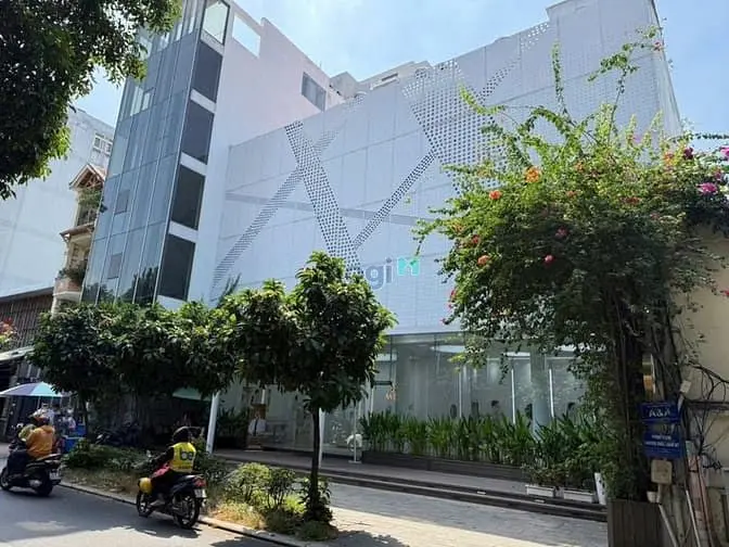 Siêu Phẩm Mặt Tiền Ngô Thời Nhiệm, Quận 3 – Ngang 18M Hiếm