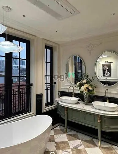 Nhà Đẹp Phố Nguyễn Văn Cừ, Dt 80 M2, 7 Tầng, 2 Mặt Tiền, View Hồ, Kd