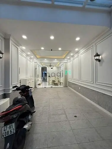 Bán Nhà Lý Văn Phức, Tân Định, Quận 1 – Dòng Tiền Ổn Định