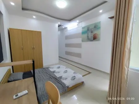 Căn Hộ Dv 1Pn Tách Bếp Phú Nhuận Ban Công Full Nội Thất Máy Giặt Riêng Tự Do