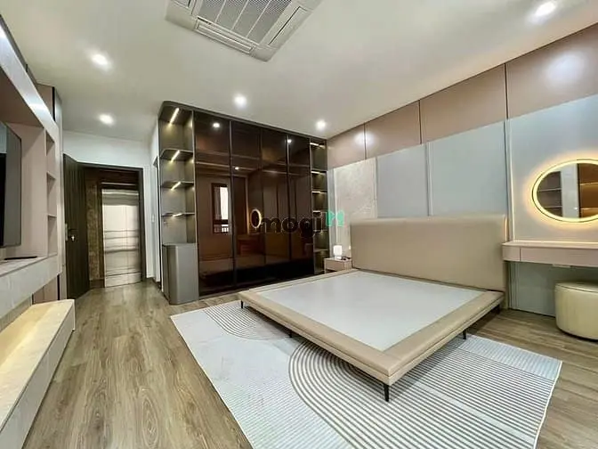 Bán Nhà Xuân La 50M, 5 Tầng Lô Góc, Kinh Doanh, Ô Tô Nhỏ Qua Nhà