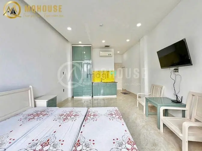 Căn Hộ Full Nội Thất Balcon/Cửa Sổ Thoáng, Ngay Khu Phan Xích Long_Pn