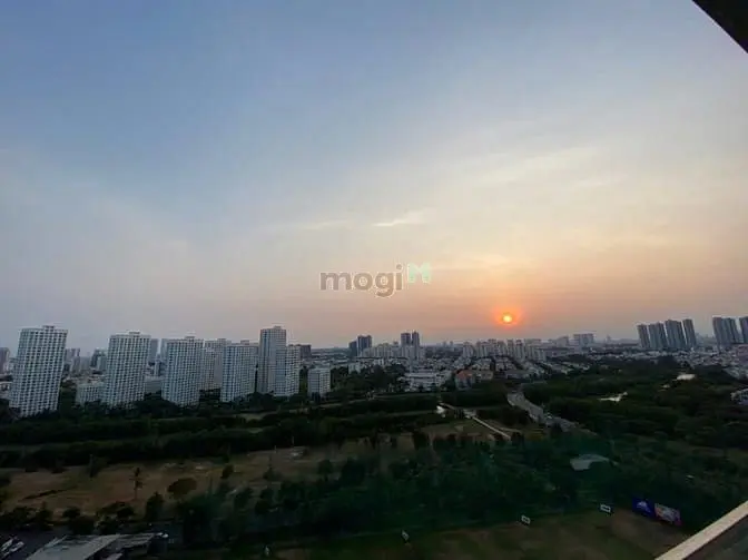 Cho Thuê Penthouse Chung Cư Green Valley, Quận 7 224M2, 3Pn. Giá 70Tr