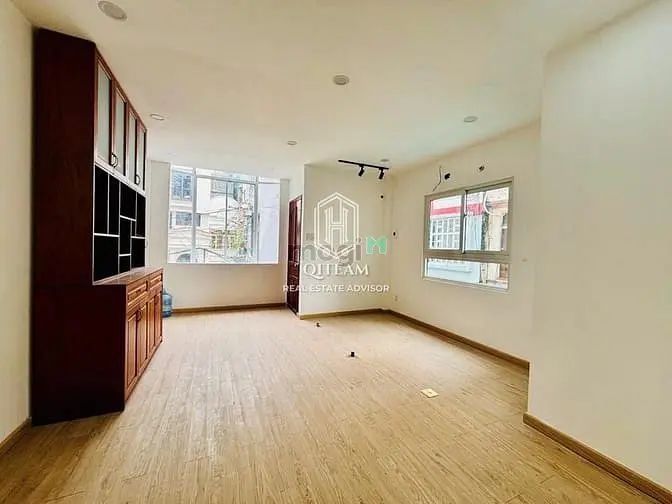 Giá Rẻ 32Tr - Cho Thuê Nhà 25 Nguyễn Bỉnh Khiêm, Q1 - 4Tầng, Dt 5X10