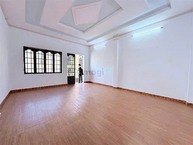 Nhà Đường 10M Vỉa Hè - Phạm Văn Bạch - Lê Văn Sỹ - Tân Bình - 90M2