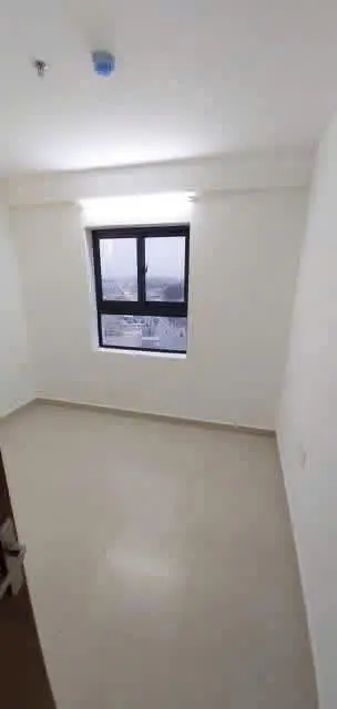Chung Cư Đặng Văn Ngữ, Pn: 3P Ngủ, 95M2, Có Máy Lạnh, 13.5Tr/Th