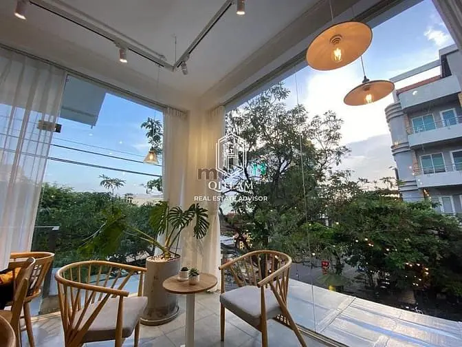 Siêu Phẩm - Cho Thuê Nhà Góc 2Mt 37-39 Đường D5, Bình Thạnh, Dt 7X18M