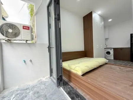 Khai Trương Căn Hộ Full Nội Thất – Ban Công Thoáng Mát – Quận 10