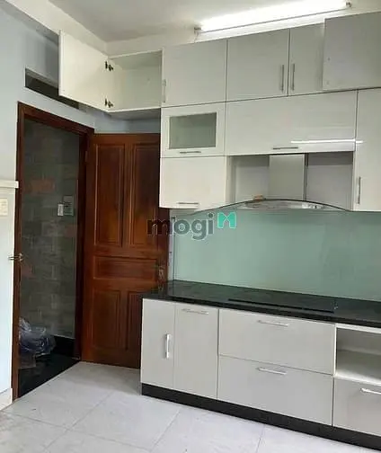 Cho Thuê Nhà 3Pn 3Wc Đường Hòa Hưng, P.13, Q.10