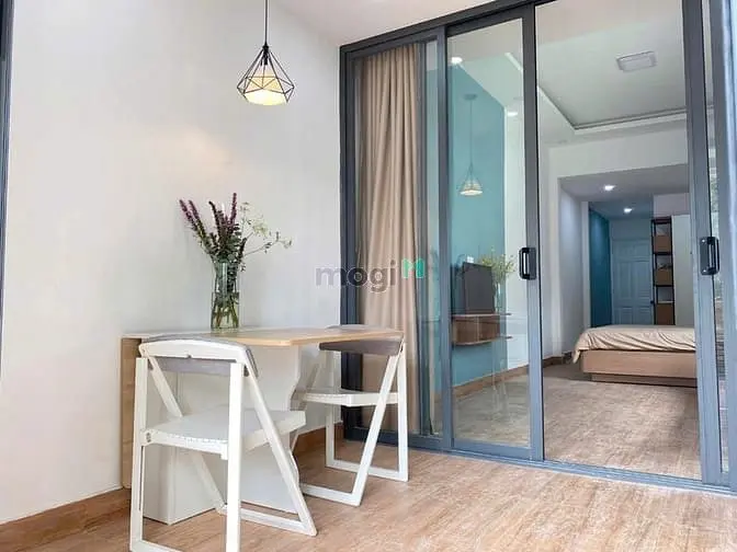 Cho Thuê Căn Hộ Tách Bếp Balcon Thoáng_Cv Lê Văn Tám_Võ Thị Sáu_Q3🌸