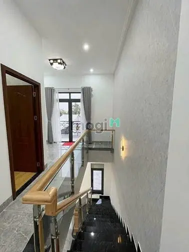 Bán Nhà 2 Lầu Sổ Hồng Riêng 80M2 Tại Tân Uyên Bình Dương