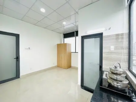 Phòng Mới Xây Nằm, Siêu Thoáng Ngay Hàng Xanh, Gần Đh Gtvt, Hồng Bàng,....