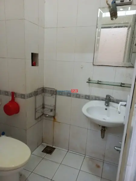 Phòng Cho Thuê Lầu 1 - 30M2, Đầy Đủ Tiện Nghi Quận 11