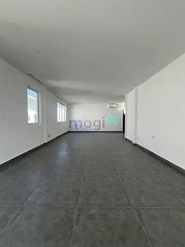 Cho Thuê Gấp Bt Compound Hồ Gia Trang 5Pn Có Thang Máy Chỉ 4,600$