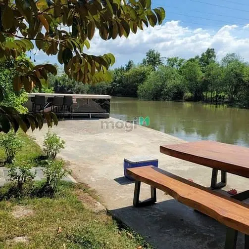Chính Chủ Gửi Bán Căn Biệt Thự Gỗ Cổ Điển, Đường Nguyễn Xiển