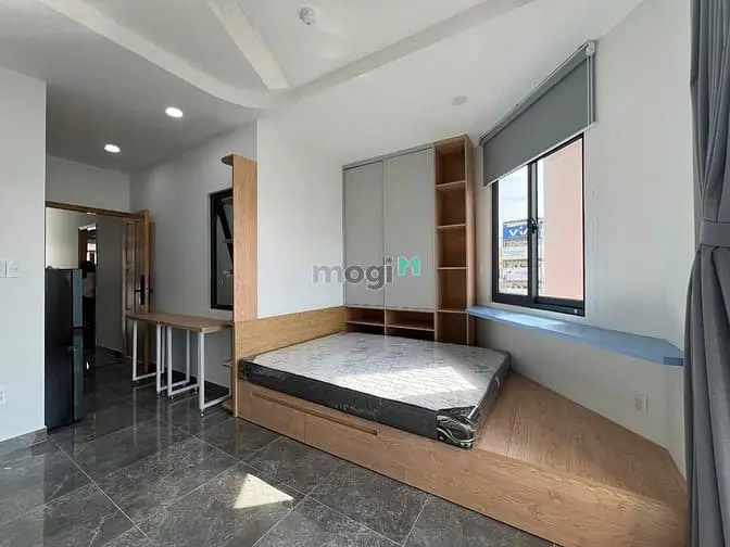 🏡Cho Thuê Căn Hộ Studio_Ban Công_Gần Trường Đh_Khu Ăn Uống_Yên Tĩnh🏡
