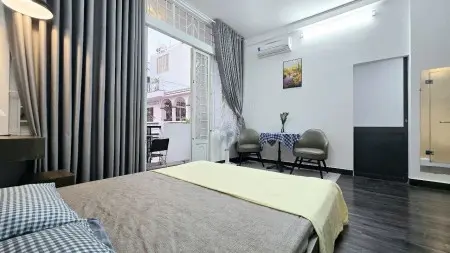 Căn Hộ Dv 1Pn Tách Bếp Ban Công Huỳnh Văn Bánh- Phú Nhuận