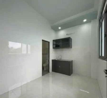 Phòng Mới Xây, An Ninh Gần Đh Văn Lang, Đh Luật, Uth, Hutech,.....