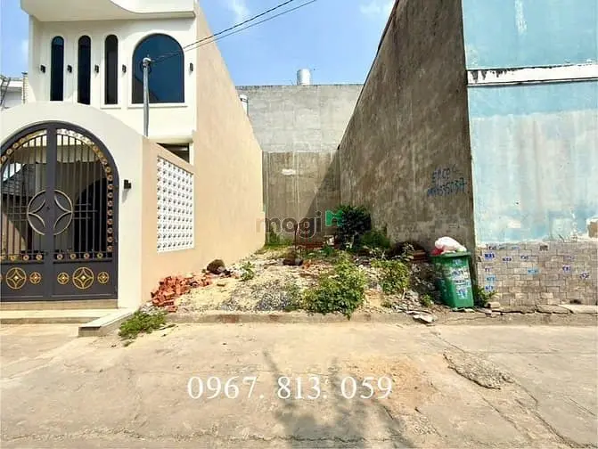 Đất Shr Ngay Ngã Tư Ga Đường Thạnh Lộc 22, Dt:5.75X14M, Hướng Đông Nam