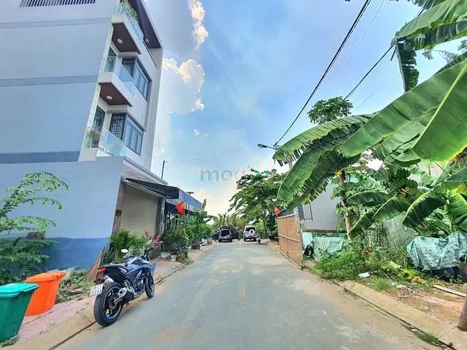 Bán Đất Đường 8M Hẻm 60 Bưng Ông Thoàn, Phú Hữu,Q9. 5 Tỷ 100/60M2