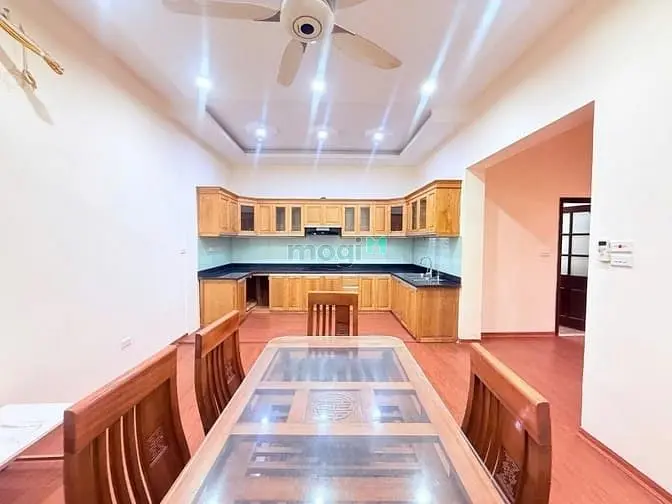 Lạc Long Quân – Tây Hồ Ô Tô – 93 M2 – 5 Tầng -Mt 7 M – Giá 31.8 Tỷ.