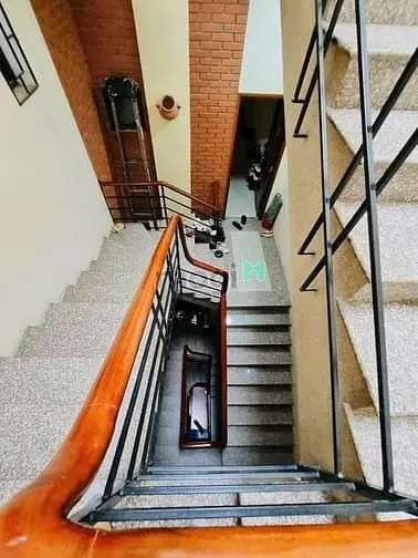 Hẻm Xe Hơi Sát Mặt Tiền Thông Hoàng Văn Thụ • Ngã 4 Phú Nhuận -80M2
