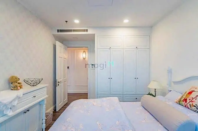 Cho Thuê Căn Hộ Vincom Đồng Khởi Q1 - 160M2 - 3Pn 2Wc - Chỉ 120 Triệu